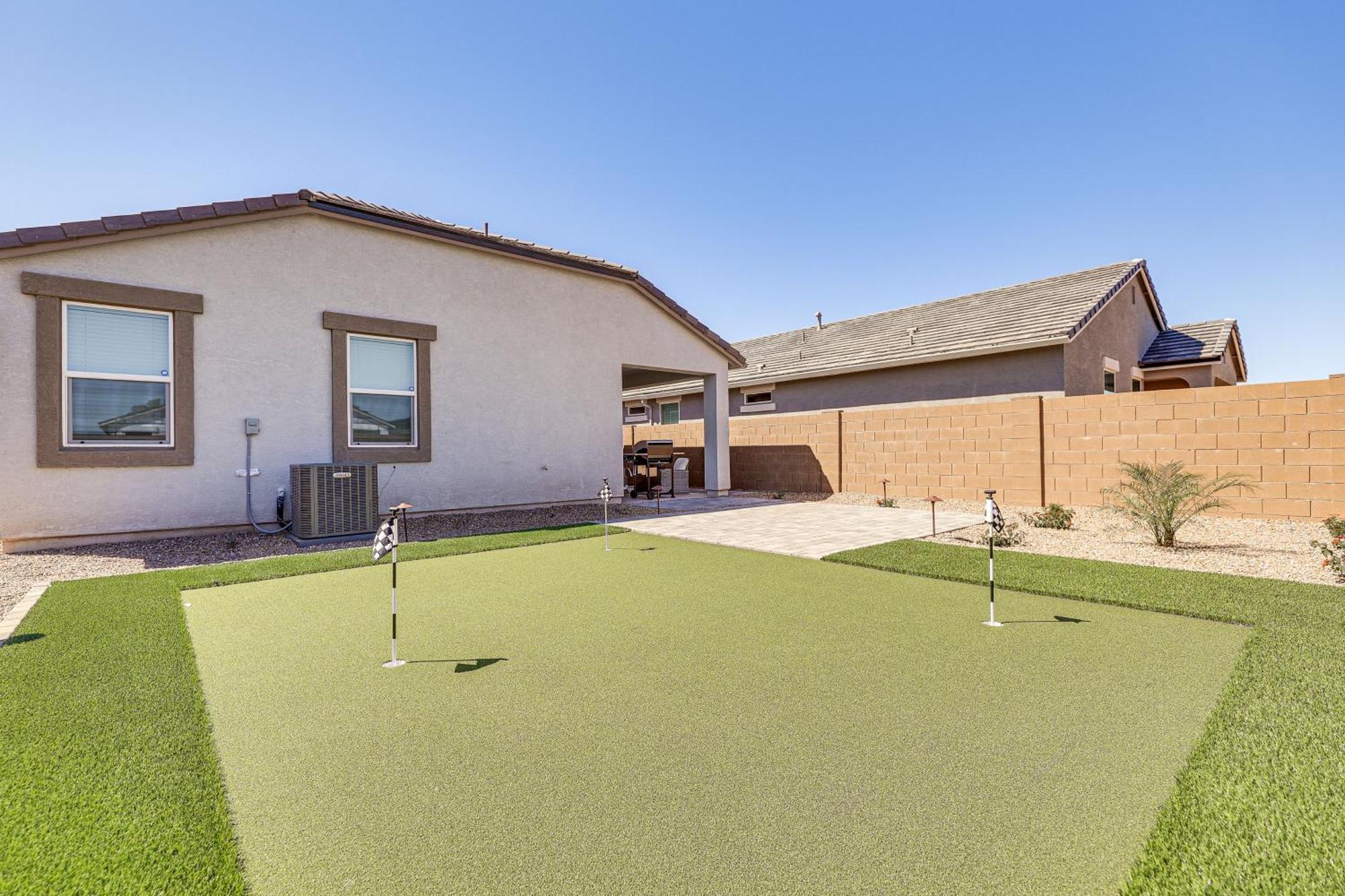 Maricopa Home With Putting Green And Covered Patio! Exterior photo